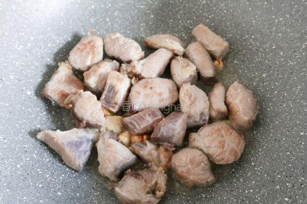 土豆烧牛腩的做法图解5
