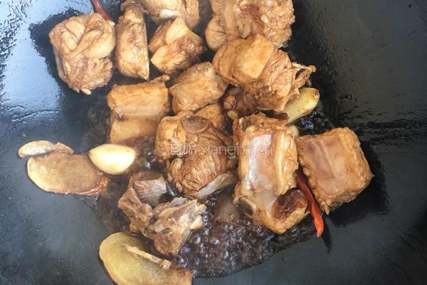 酸菜排骨的做法图解9
