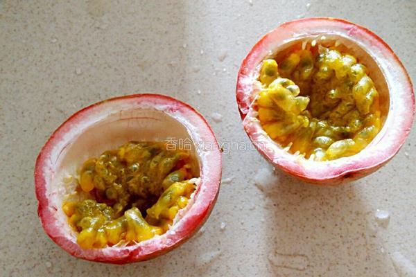 百香果苹果蜜的做法图解1