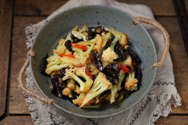 花菜炒木耳的做法图解8