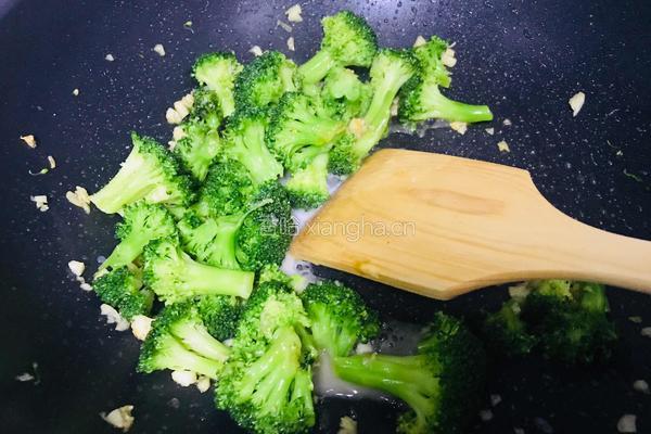 蚝油西兰花的做法图解9