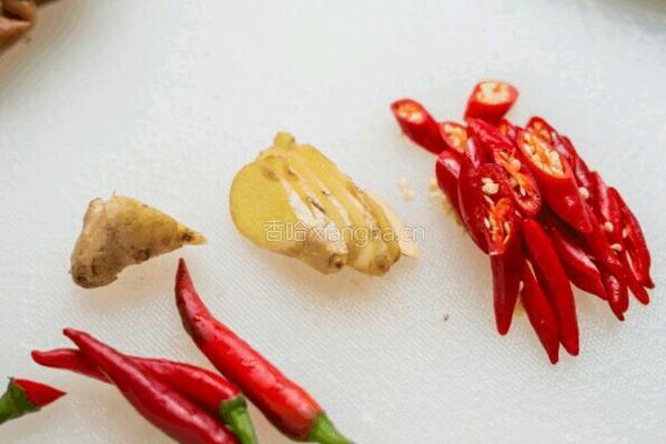 砂锅大肠炖豆腐的做法图解4