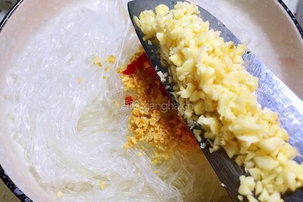 蒜蓉粉丝蒸虾的做法图解14