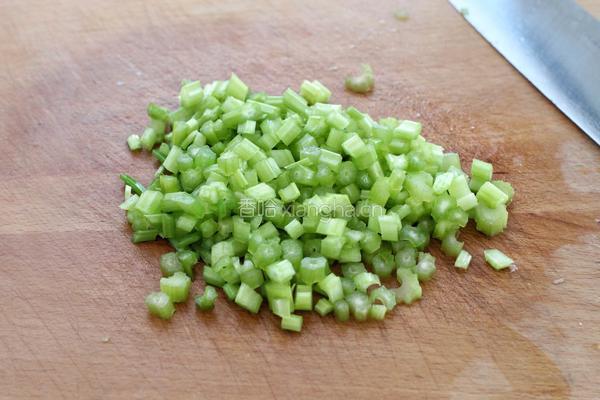 芹菜瘦肉粥的做法图解5