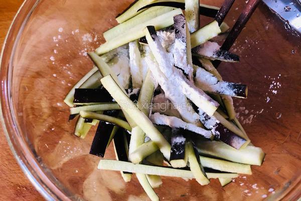风味茄条的做法图解2