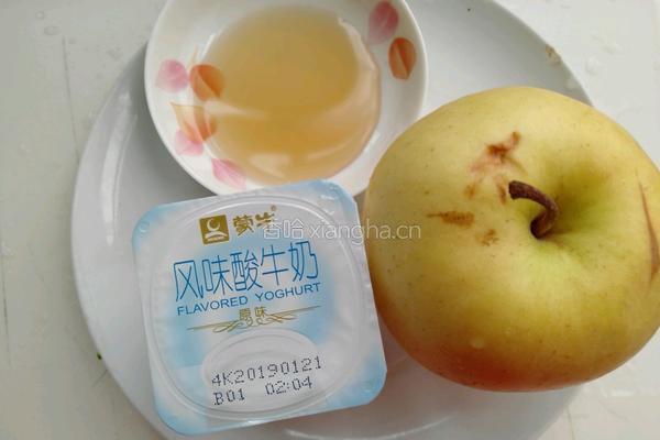 水果奶杯的做法图解1