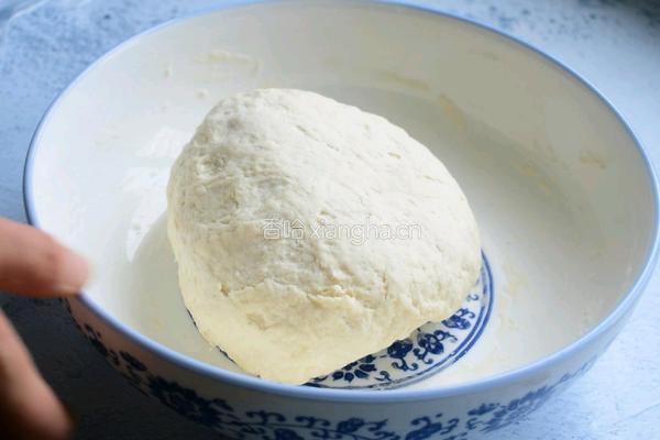 彩椒猪肉饺子的做法图解1