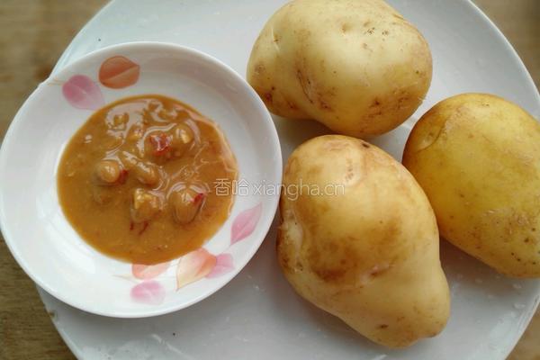 红烧土豆片的做法图解1