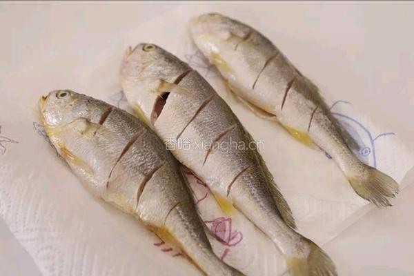 酱烧黄花鱼的做法图解4