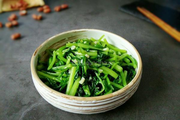 清炒蒜蓉茼蒿