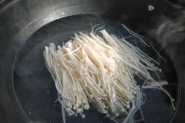 金针菇炒肉丝的做法图解5