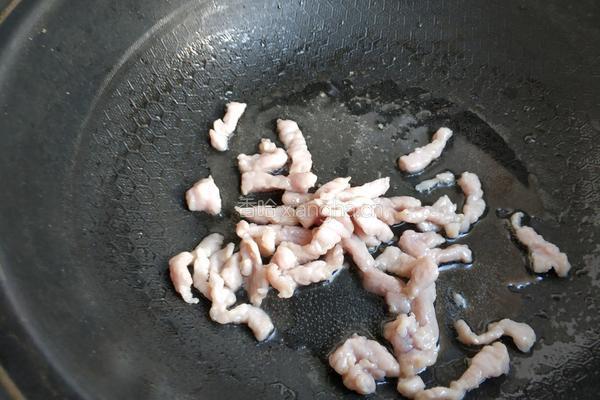金针菇炒肉丝的做法图解6