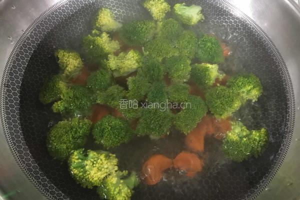 蔬菜四宝的做法图解2
