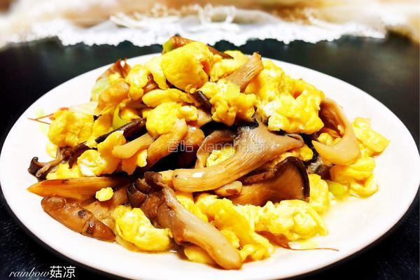 平菇炒鸡蛋的做法图解10