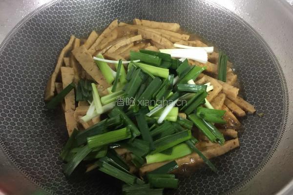 蒜香炒肉条的做法图解4