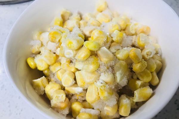 玉米粒饼的做法图解1