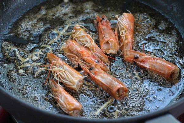 金沙虾仁炖豆腐的做法图解6