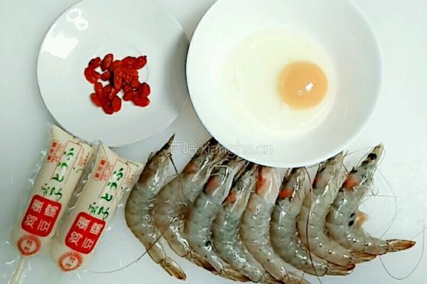 豆腐虾仁蒸水蛋的做法图解1