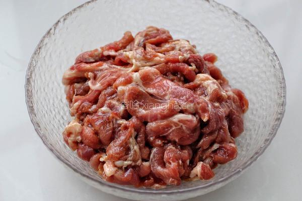 孜然洋葱炒肉片的做法图解3