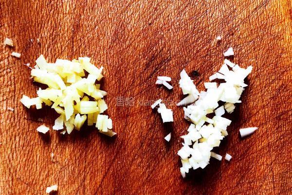 凉拌菠菜粉丝的做法图解5