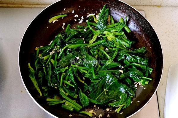 蒜蓉菠菜的做法图解6