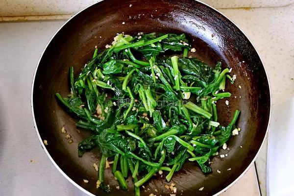 蒜蓉菠菜的做法图解8