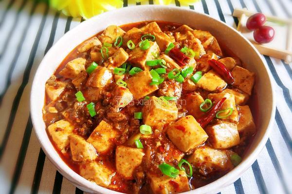麻婆豆腐的做法图解1