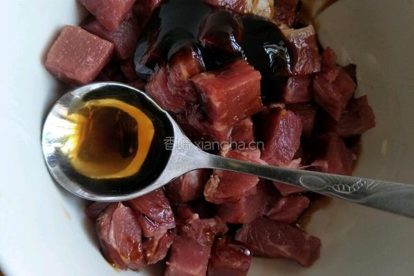 吉祥如意牛肉饭的做法图解2