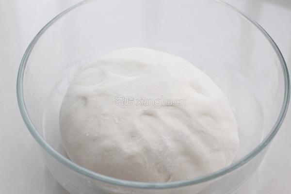 猪肉芹菜煎饺的做法图解1