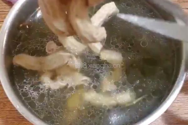 草根小肠汤的做法图解6