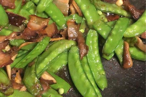 粤式－荷兰豆香菇炒腊肉的做法图解9