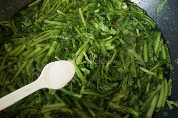 蒜拌茼蒿的做法图解3