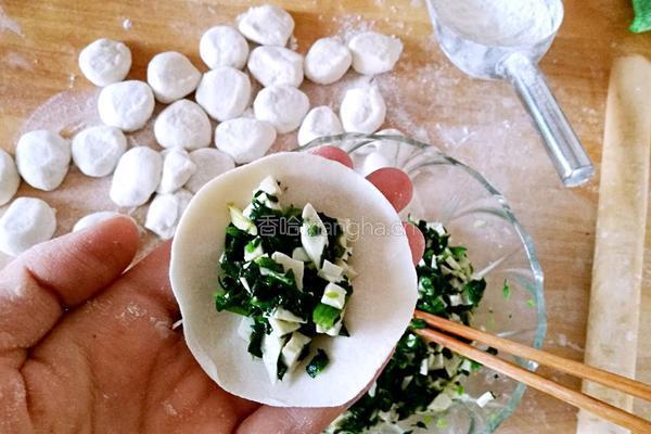 菠菜豆腐饺子的做法图解18