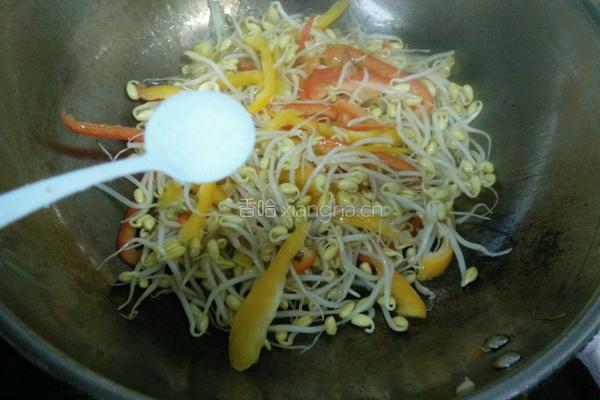 彩椒炒豆芽的做法图解5