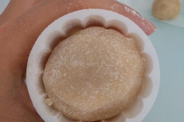 广式红豆沙月饼的做法图解7