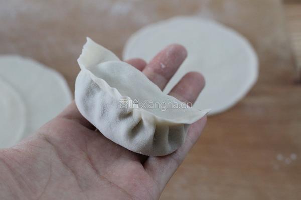 烫面牛肉萝卜蒸饺的做法图解7