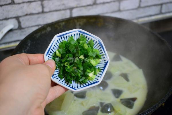 皮蛋冬瓜汤的做法图解5