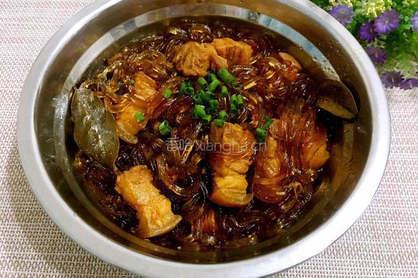 猪肉炖粉条的做法图解12