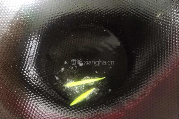 彩蔬虾仁的做法图解7
