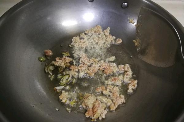  酸辣猪皮的做法图解9