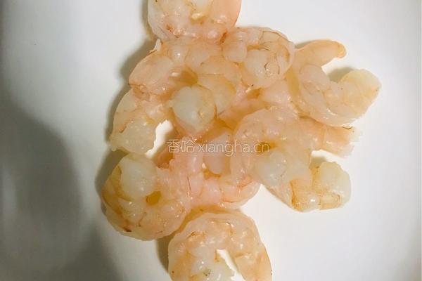 奶香虾仁土豆泥沙拉的做法图解2