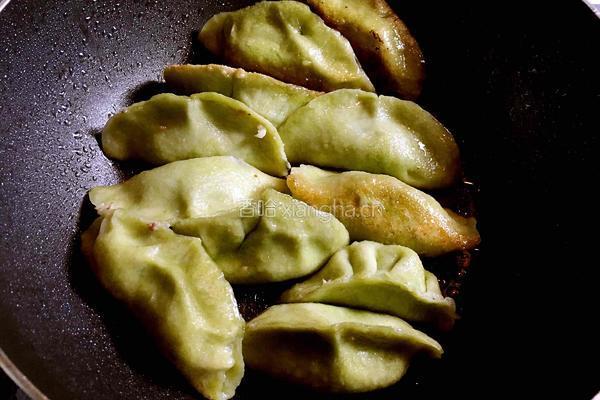 菠菜煎饺（猪肉陷）的做法图解9