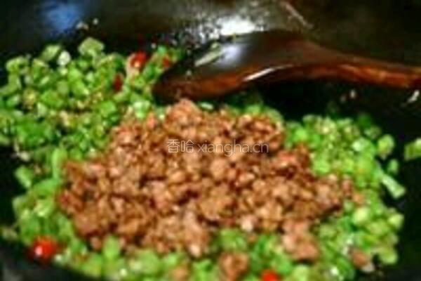 豆角碎炒肉沫的做法图解7