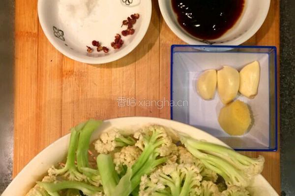 干煸菜花的做法图解1