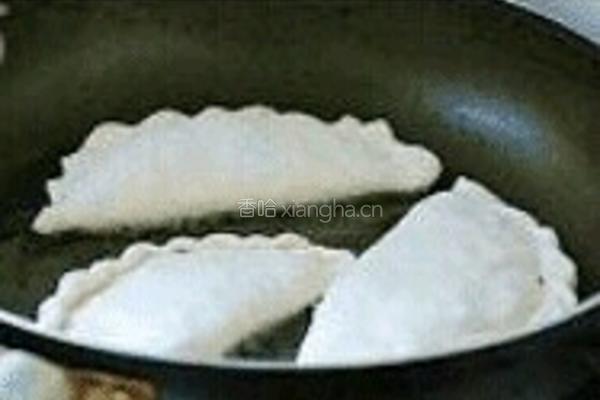 夹心韭菜盒的做法图解5