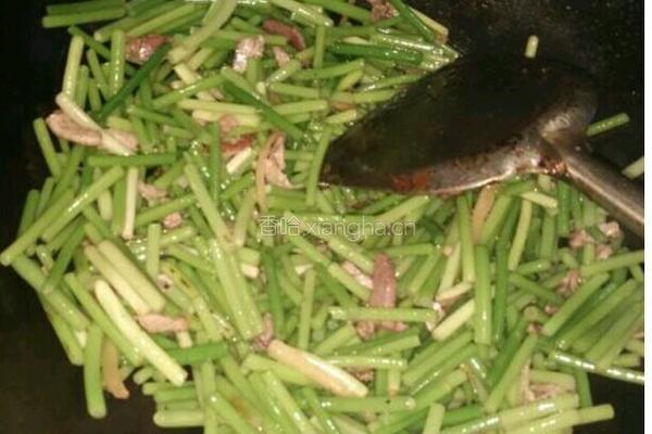 蒜薹炒肉的做法图解3