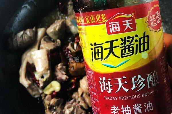 茨菇闷鸭的做法图解9