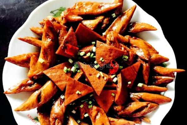 香豆干卤鸡翅的做法图解5