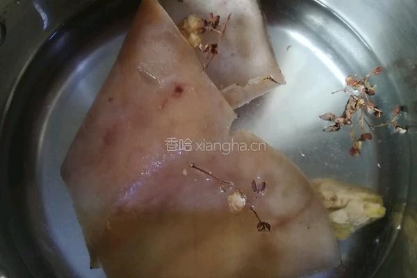 皮冻的做法图解1