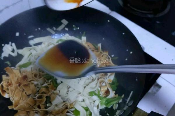 青椒炒豆皮的做法图解7